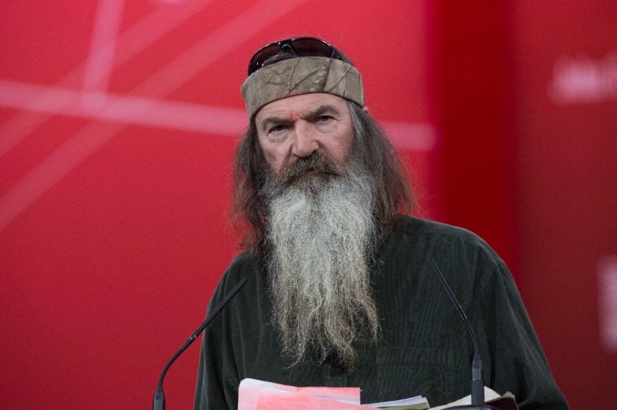 “Duck Dynasty” star Phil Robertson passed away at the age of 79, the family says