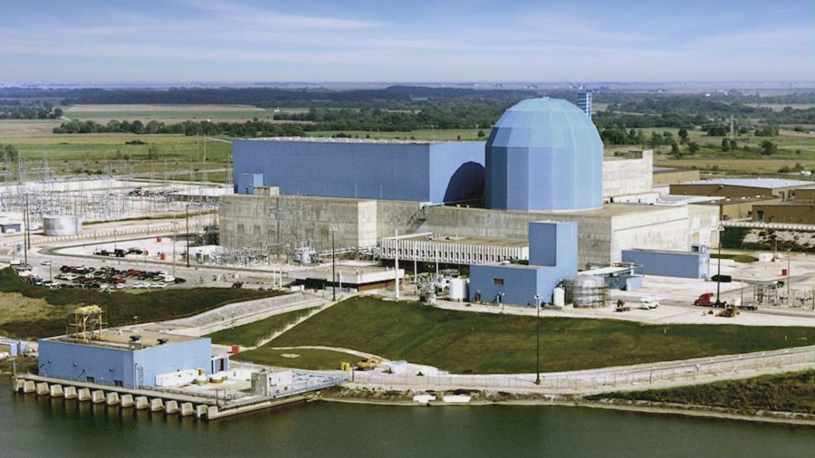 Meta signs a 20-year nuclear energy contract to power AI data centers